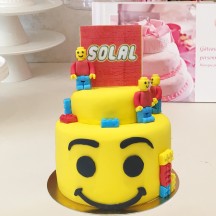 Gâteau Tête de Lego