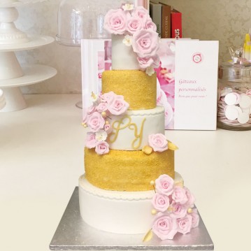 Gâteau Wedding Cake Rose et Or 